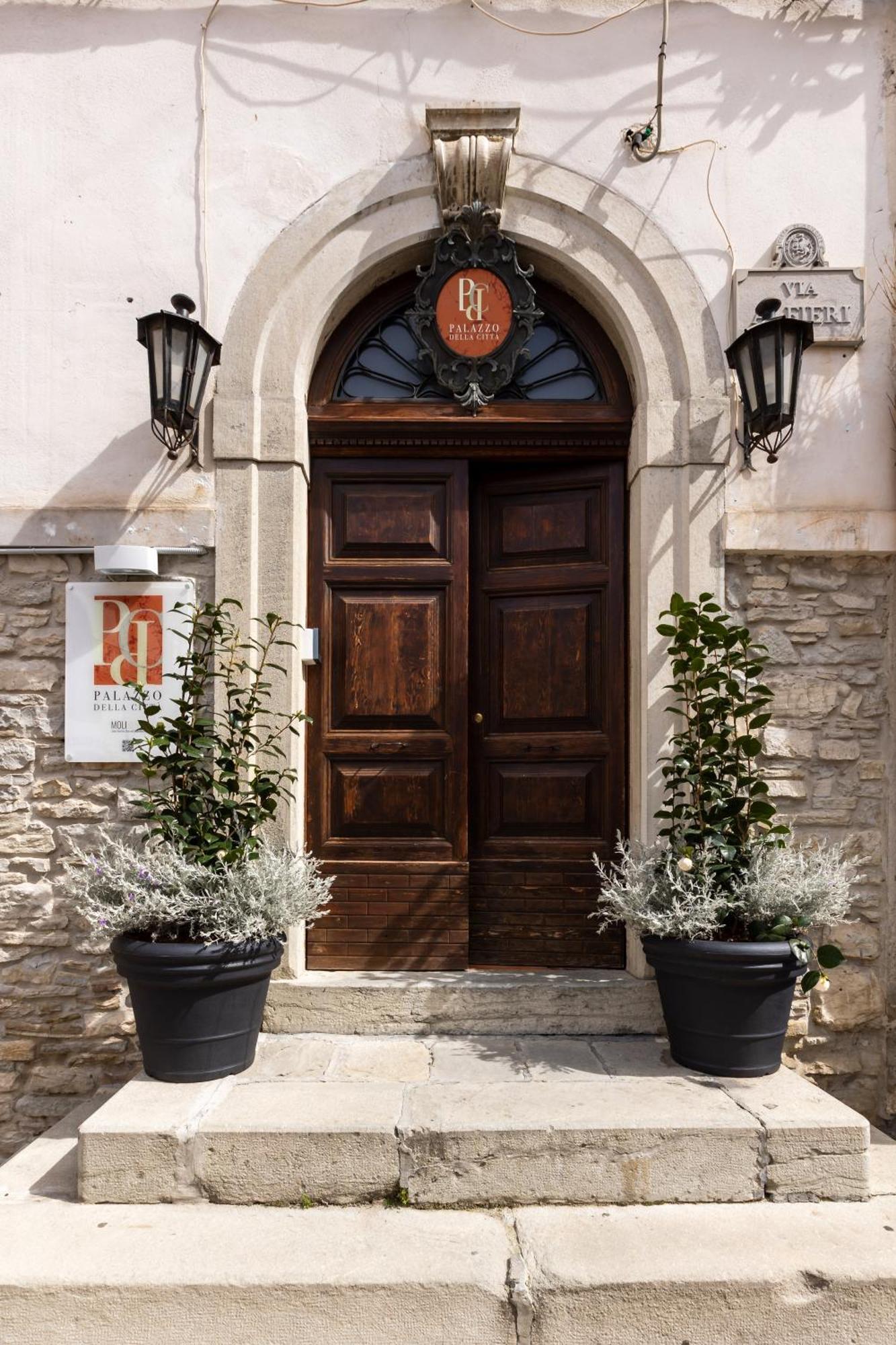 Palazzo Della Citta Hotel Agnone Eksteriør billede